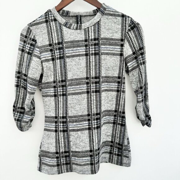 Colori Sweaters - Colori Women’s Sweater Grey And Blue Plaid 3/4 Sleeves Size Small (27” Waist)